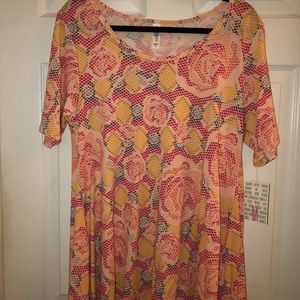 Medium LuLaRoe Perfect T NWT